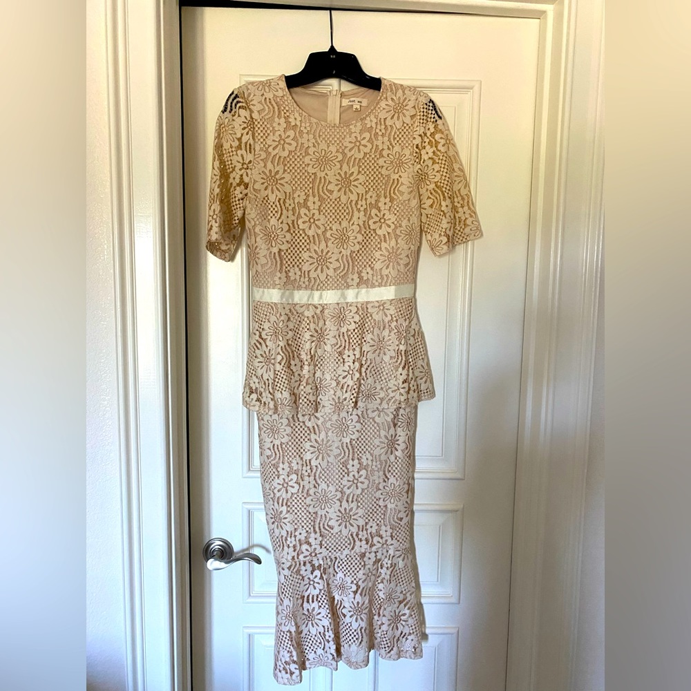 Kate Middleton Inspired Lace Midi Dress